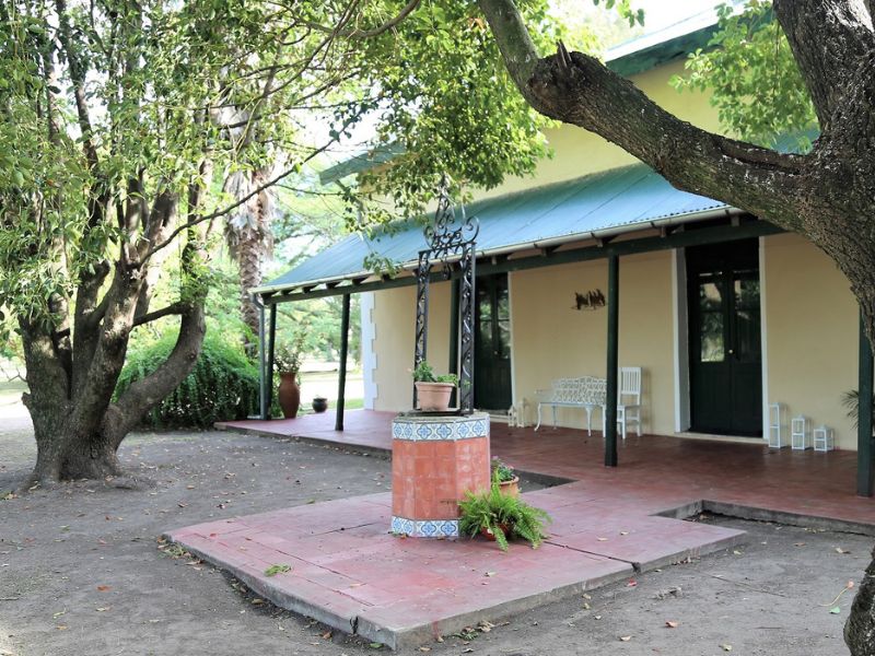 Santa Adela